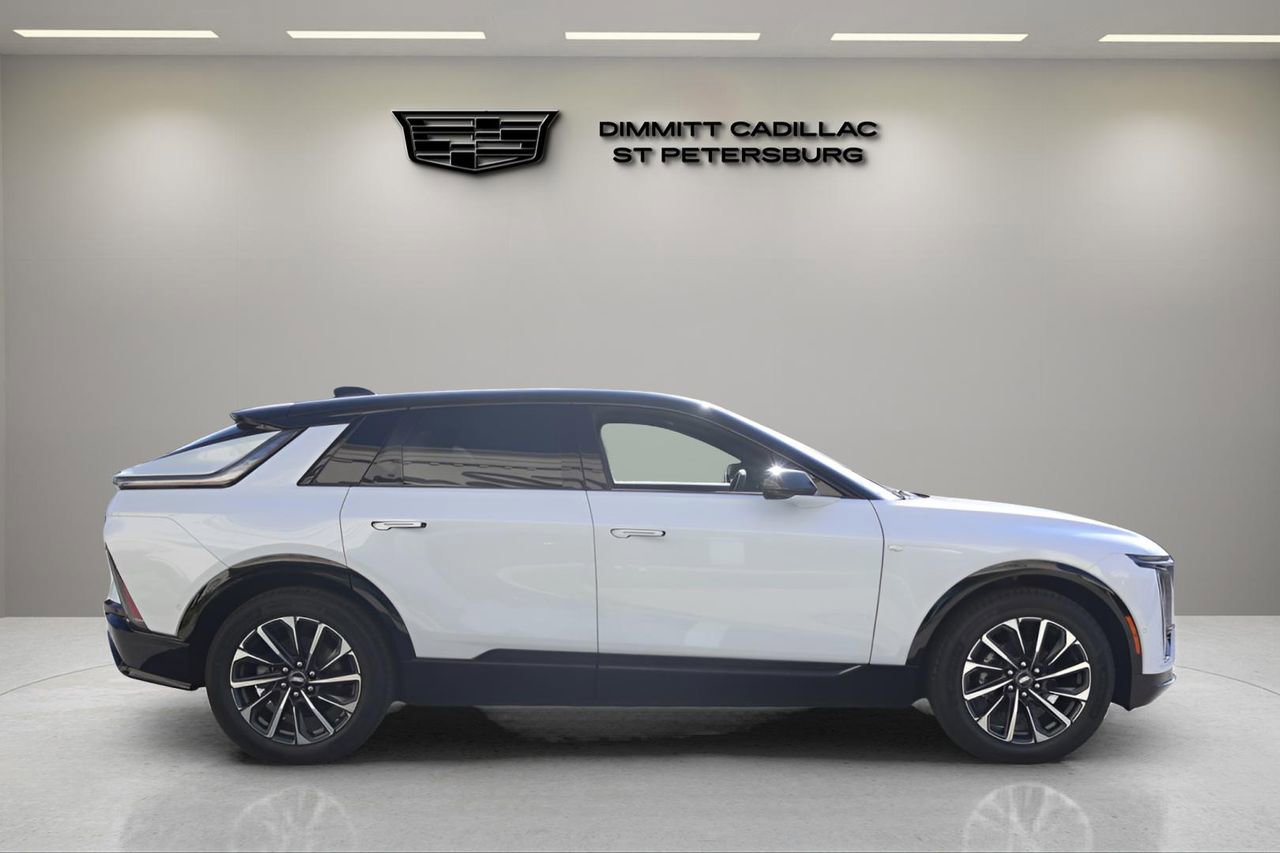 New 2026 Cadillac Lyriq Sport RWD image 6