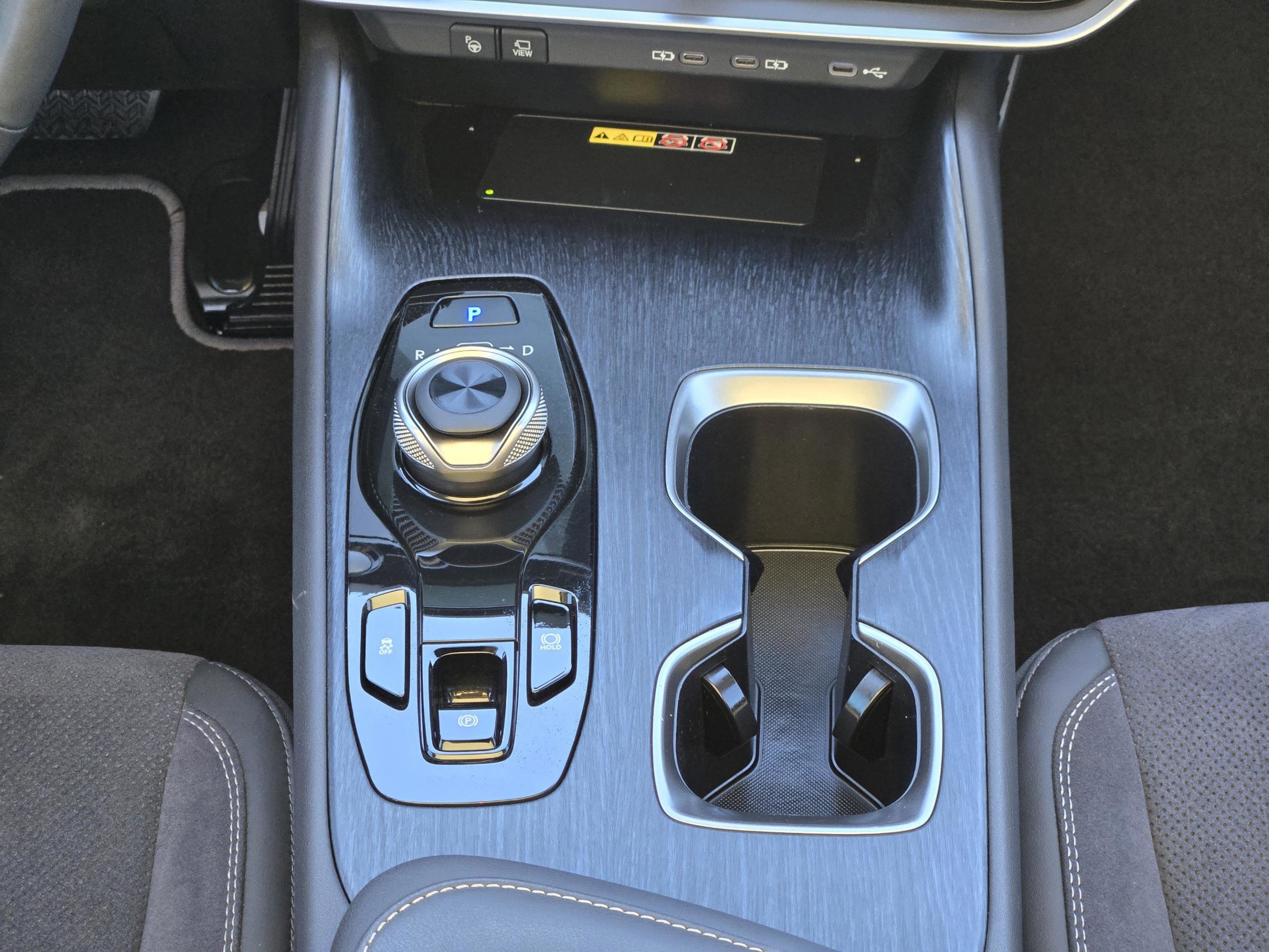 Used 2023 Lexus RZ 450e Premium w/ Accessory Package (Z1) image 13