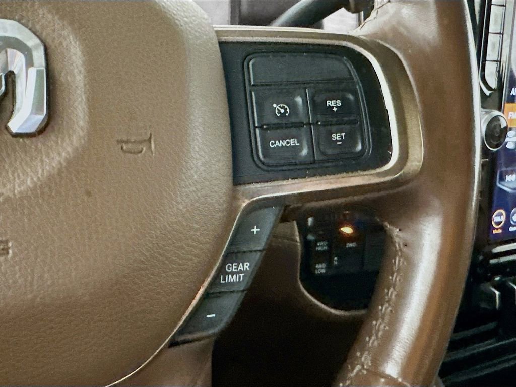 Used 2021 RAM 2500 Limited AWD/4WD image 26