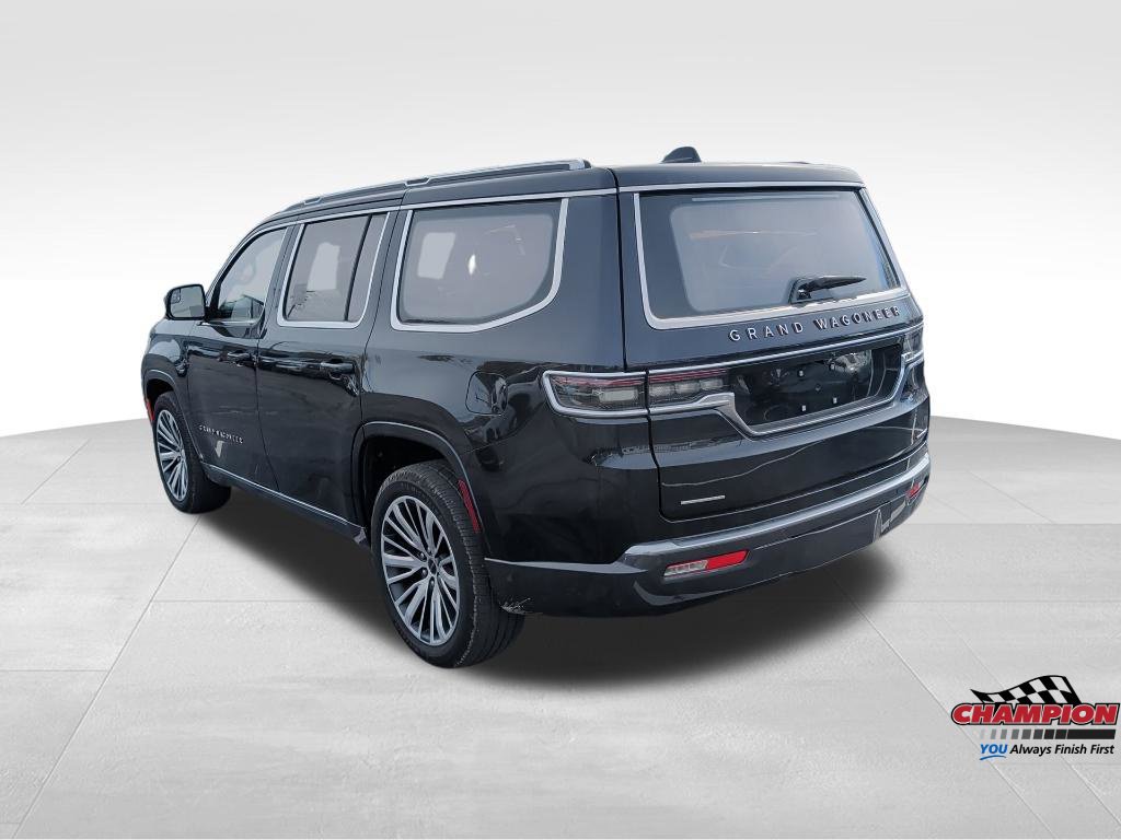 Used 2022 Jeep Grand Wagoneer Series III w/ Rear-Seat Entertainment Group AWD/4WD image 3