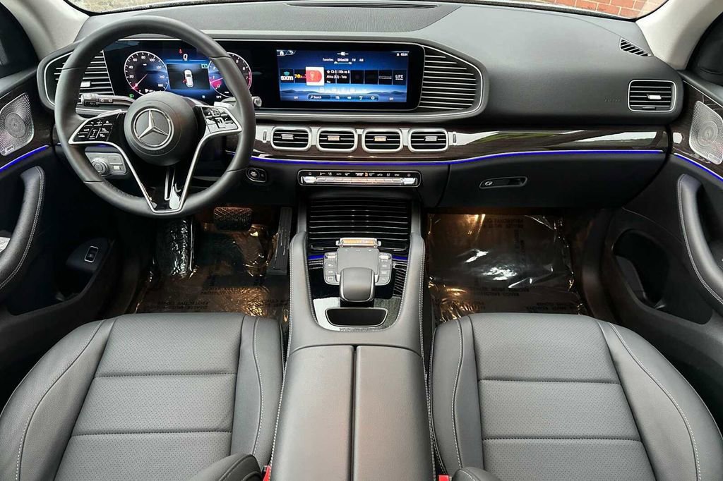 Certified 2025 Mercedes-Benz GLE 350 4MATIC image 17