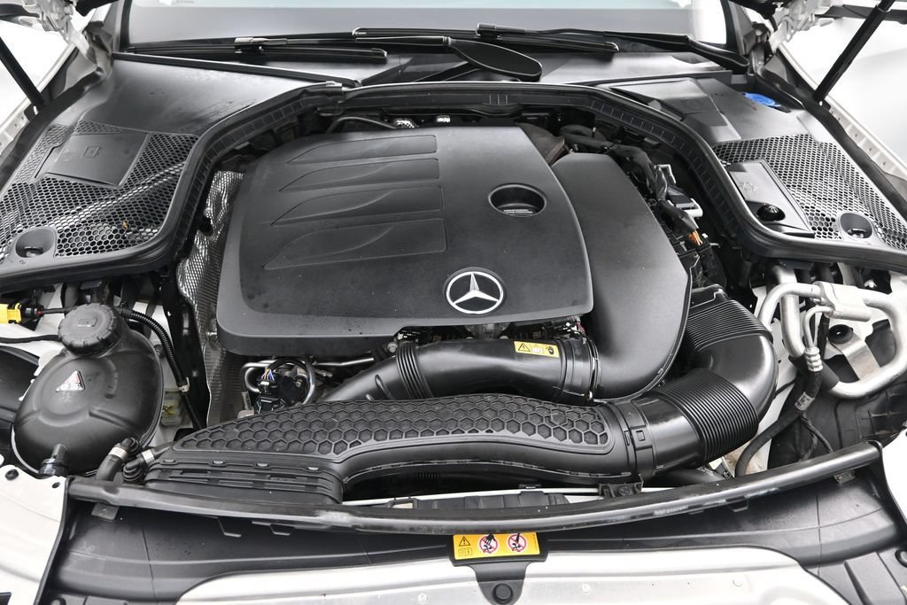 Used 2021 Mercedes-Benz C 300 4MATIC Sedan image 21