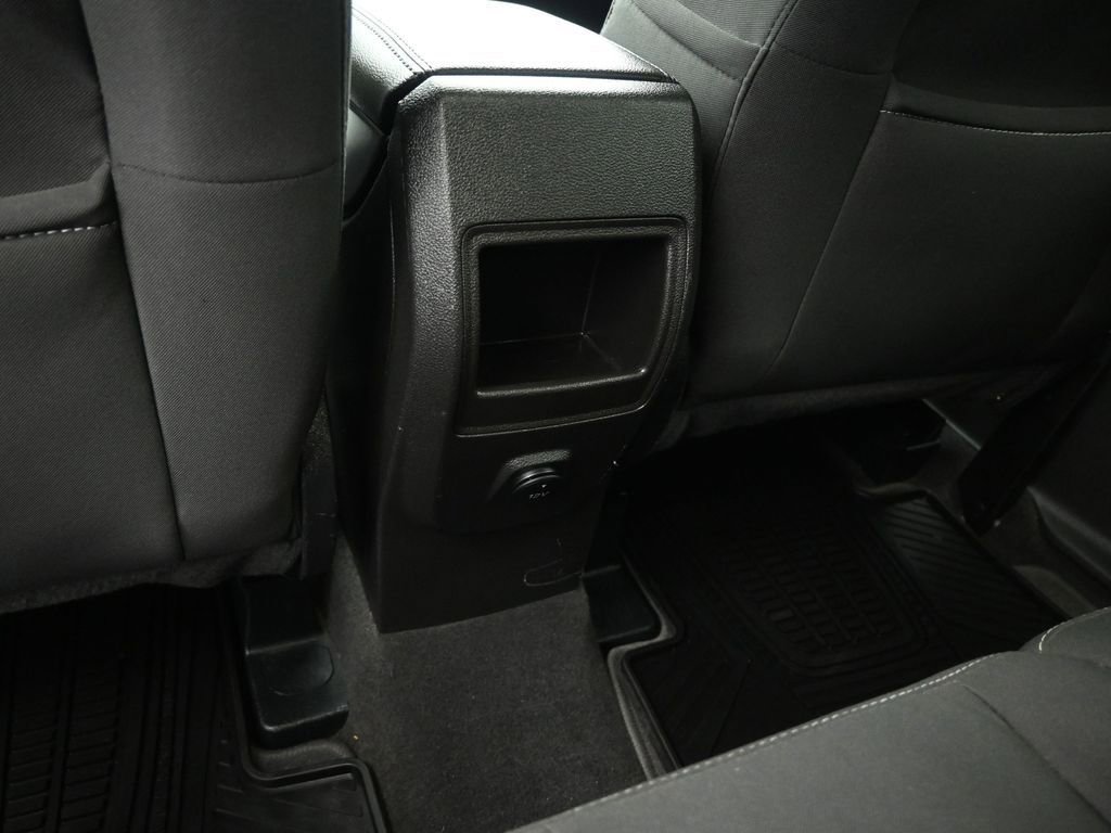 Used 2015 Ford Escape SE AWD/4WD image 21