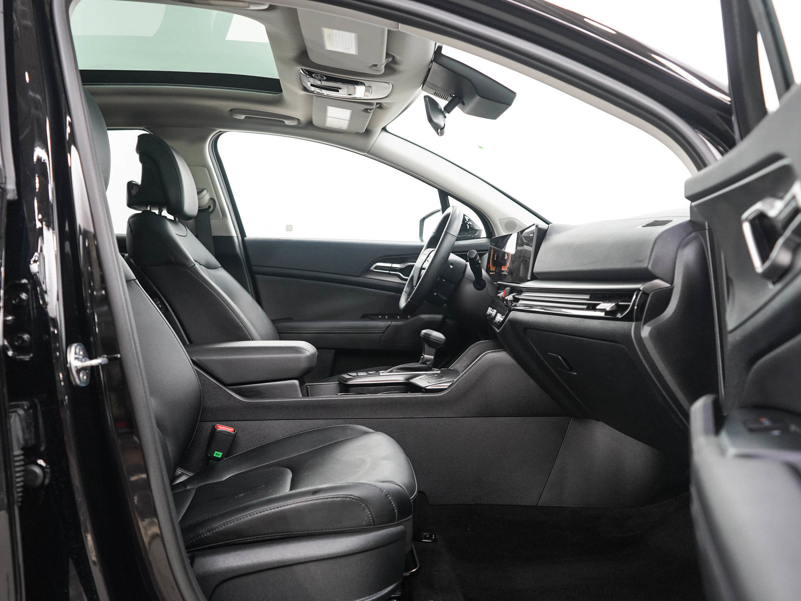 Used 2026 Kia Sportage EX AWD/4WD image 10