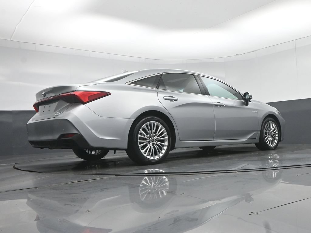Used 2021 Toyota Avalon Limited w/ Advanced Safety Package FWD image 57