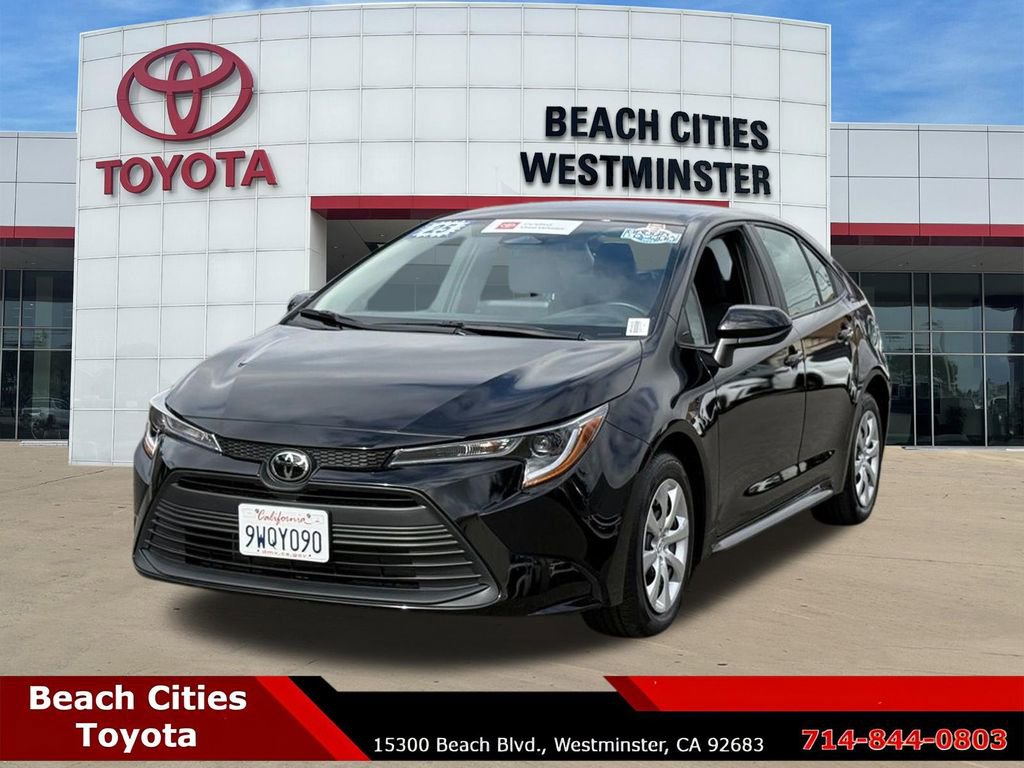 Certified 2025 Toyota Corolla LE image 5