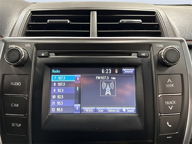 Used 2017 Toyota Camry SE image 22
