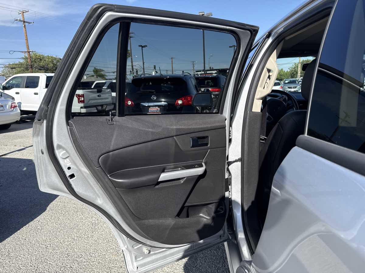 Used 2013 Ford Edge Sport w/ Driver Entry Pkg FWD image 10