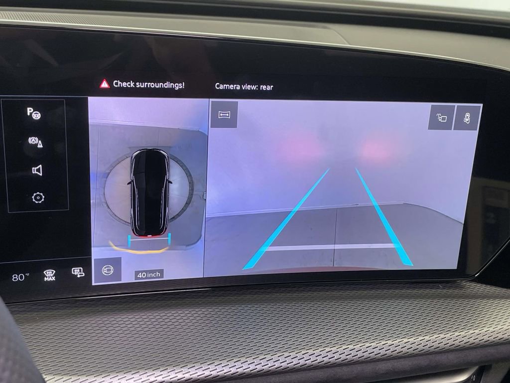 New 2025 Audi SQ5 Prestige image 31