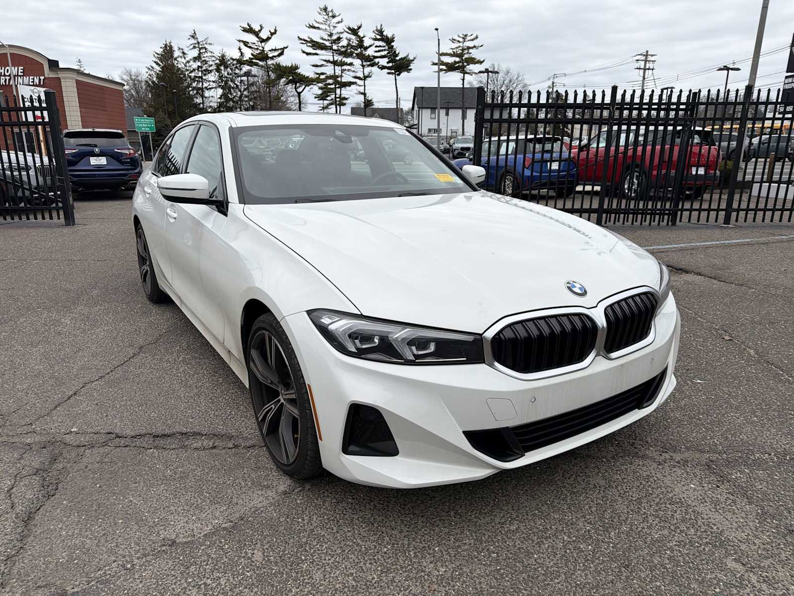 Certified 2023 BMW 330i xDrive 330i xDrive w/ Driving Assistance Package image 2