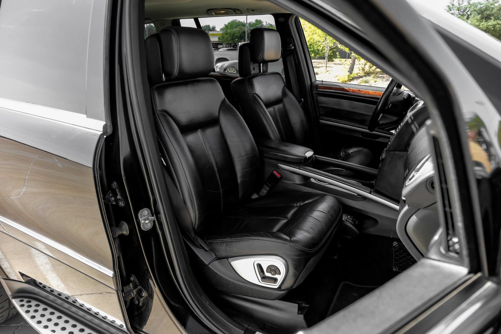 Used 2008 Mercedes-Benz GL 550 4MATIC image 36