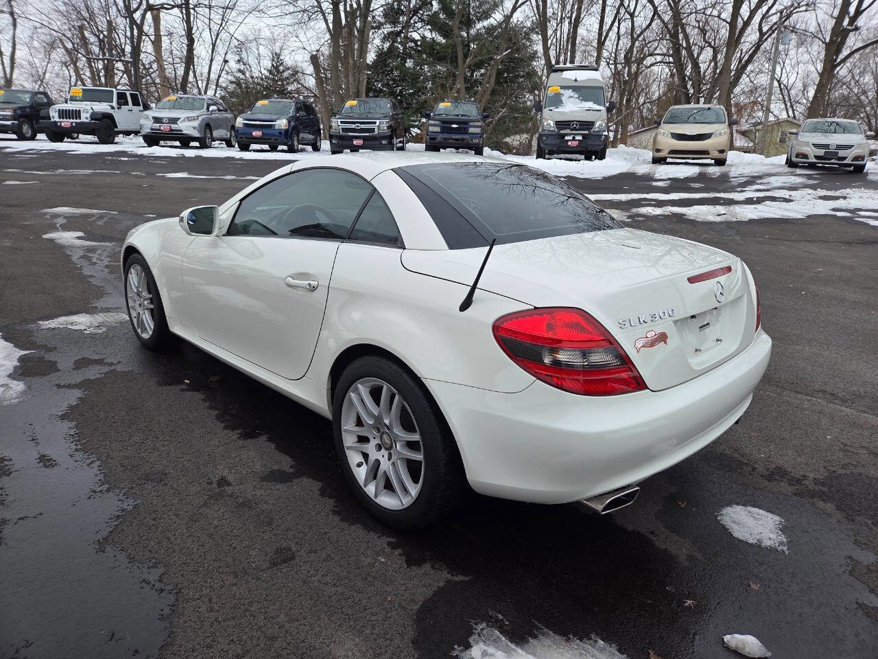 Used 2009 Mercedes-Benz SLK 300 SLK 300 2dr Convertible image 4
