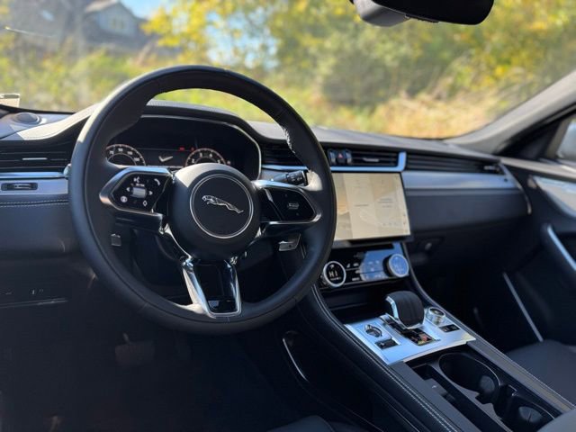 New 2026 Jaguar F-PACE R-Dynamic S AWD/4WD image 25
