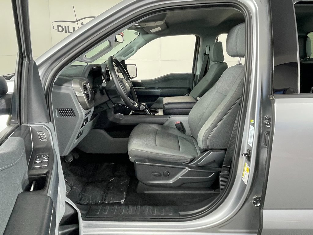 Used 2024 Ford F150 Lightning XLT image 12