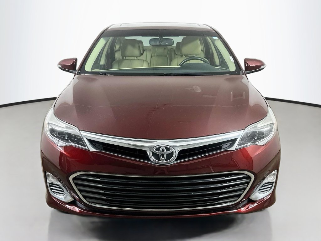 Used 2014 Toyota Avalon XLE Premium FWD image 2