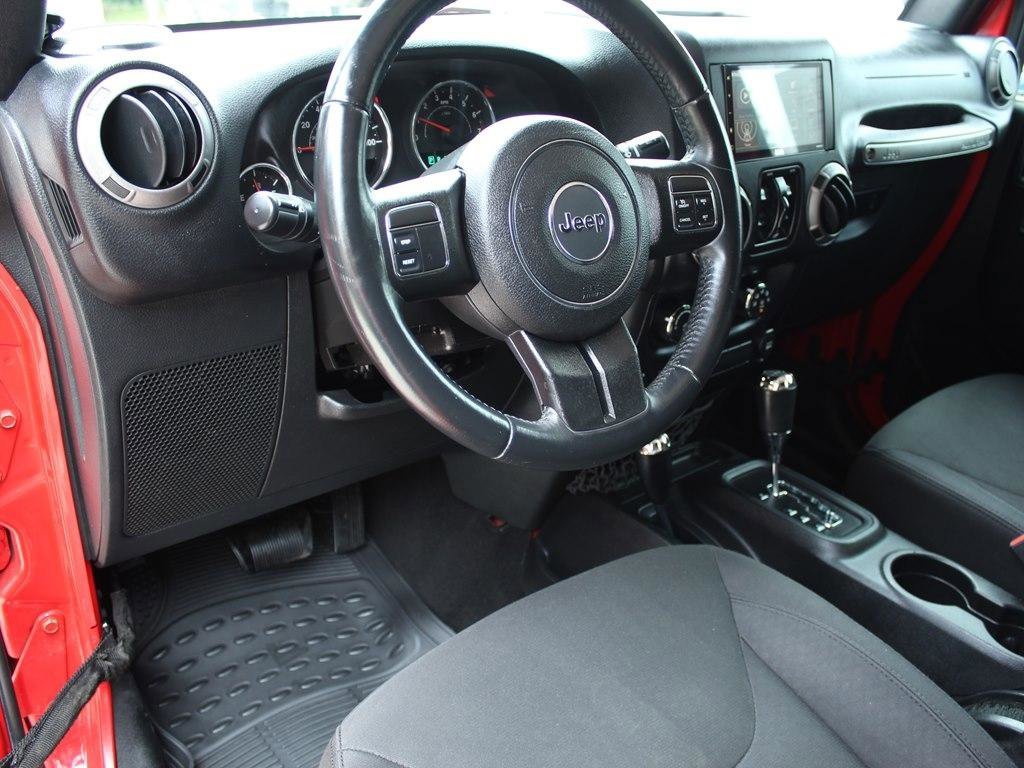 Used 2016 Jeep Wrangler Unlimited Sport w/ Quick Order Package 24S AWD/4WD image 13