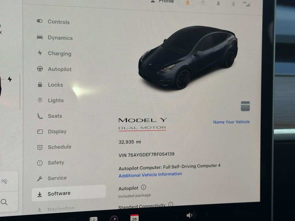 Used 2024 Tesla Model Y Performance image 19