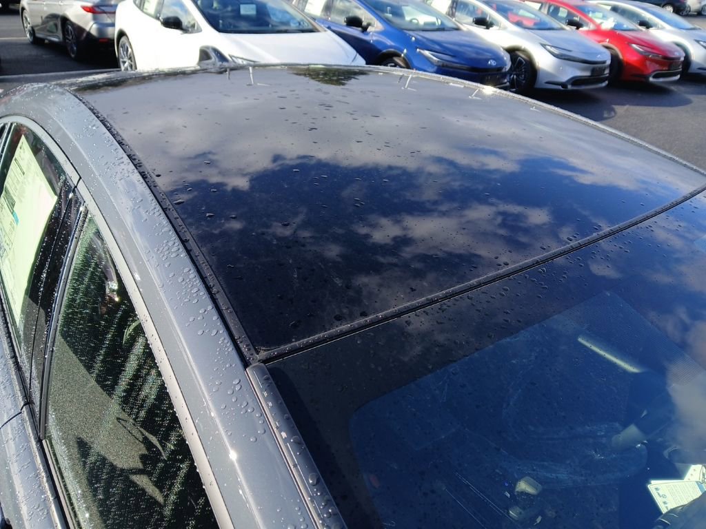 New 2026 Toyota Prius XLE image 5