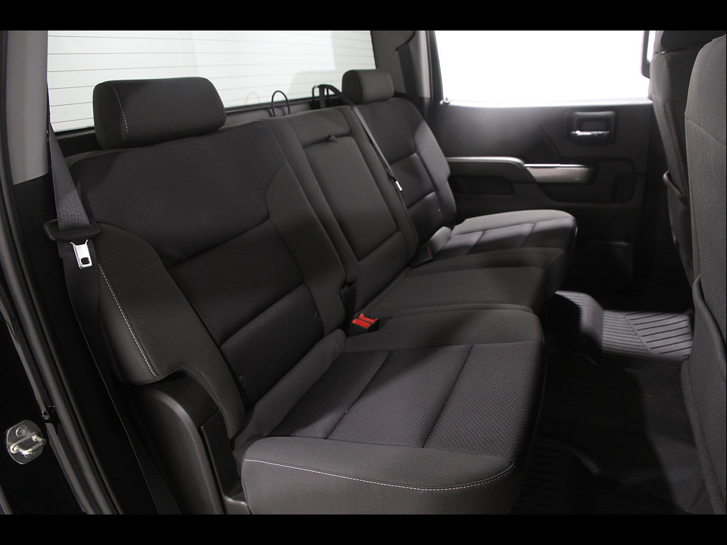 Used 2018 Chevrolet Silverado 1500 LT w/ All Star Edition AWD/4WD image 18