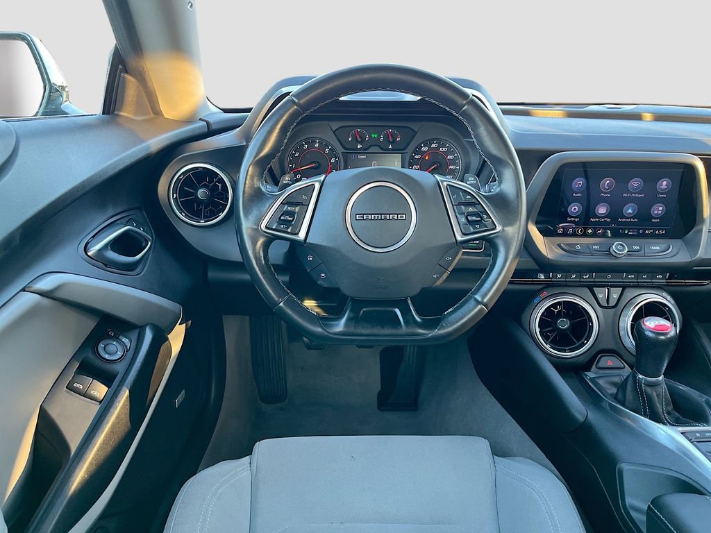 Used 2023 Chevrolet Camaro LT w/ Technology Package image 23