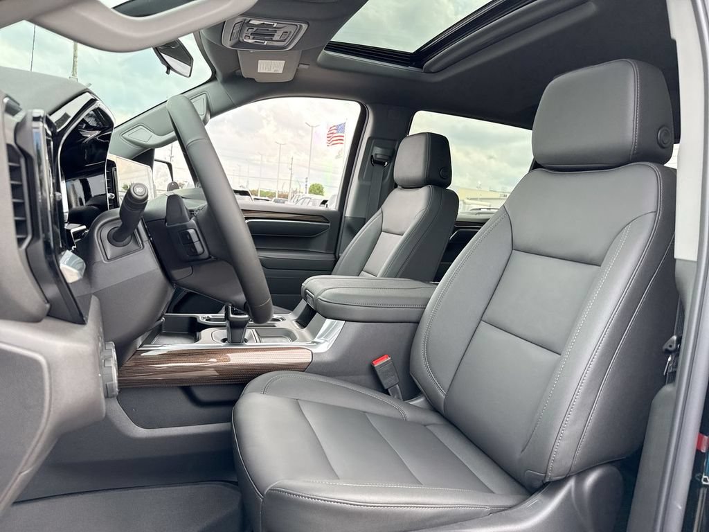 New 2026 Chevrolet Silverado 1500 RST w/ RST All Star Premium Package AWD/4WD image 11