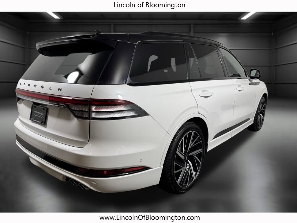 Certified 2023 Lincoln Aviator Black Label AWD/4WD image 7