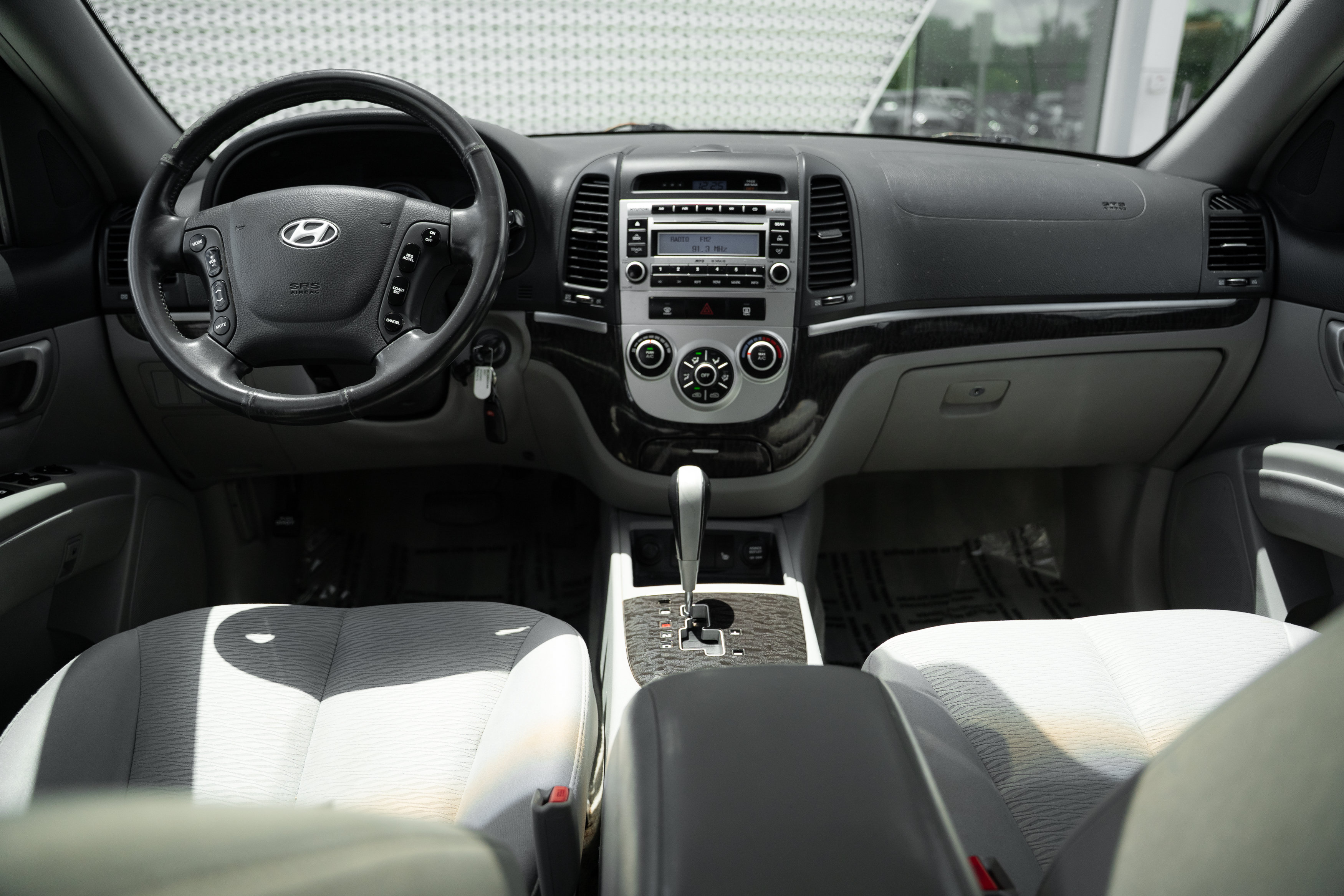 Used 2007 Hyundai Santa Fe SE FWD image 8
