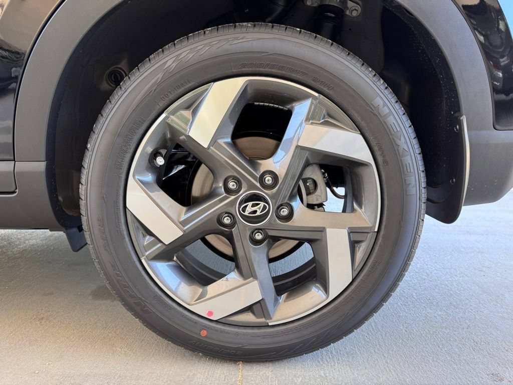 New 2026 Hyundai Venue SEL FWD image 24