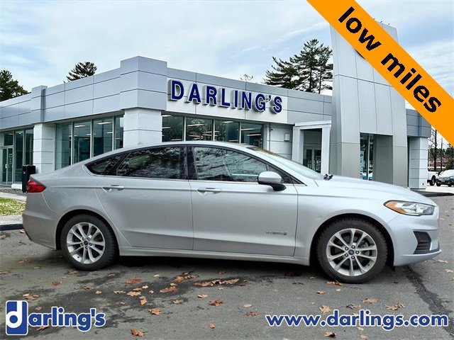 Used 2019 Ford Fusion SE image 4