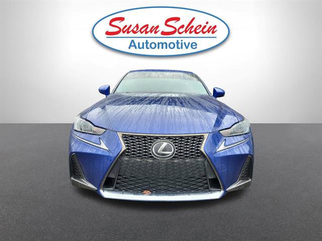 Used 2019 Lexus IS 300 Base image 2