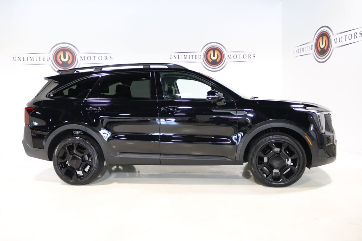 Used 2025 Kia Sorento SX AWD/4WD image 32