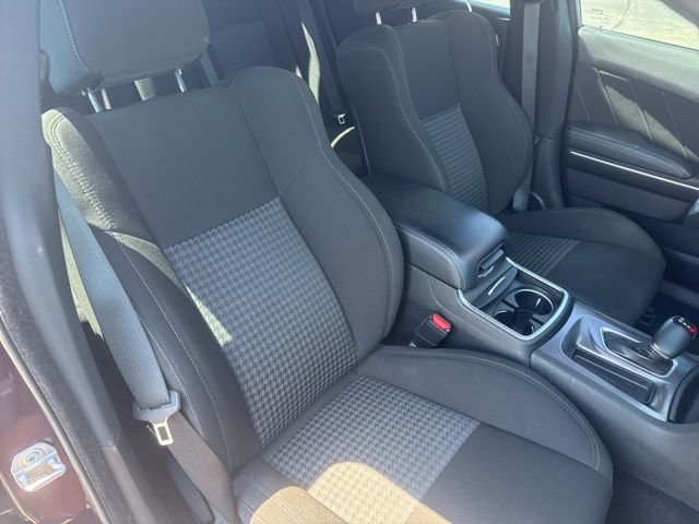 Used 2022 Dodge Charger R/T w/ Performance Handling Group image 16