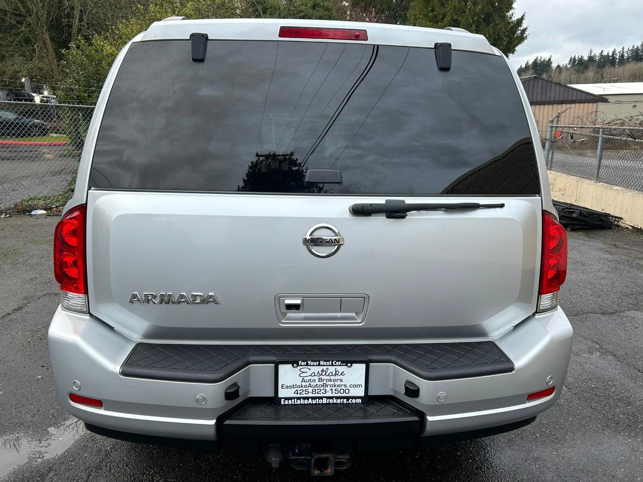 Used 2015 Nissan Armada SV AWD/4WD image 6