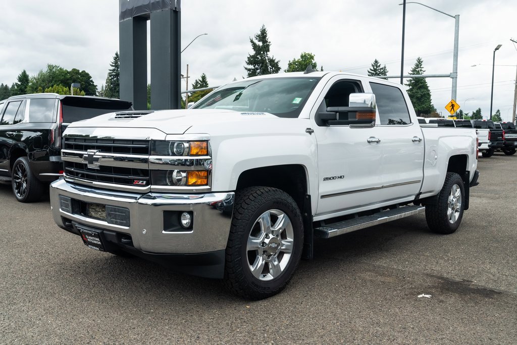 Used 2018 Chevrolet Silverado 2500 LTZ image 3