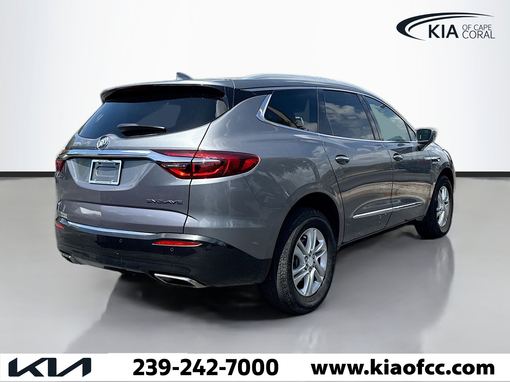 Used 2019 Buick Enclave Essence image 6