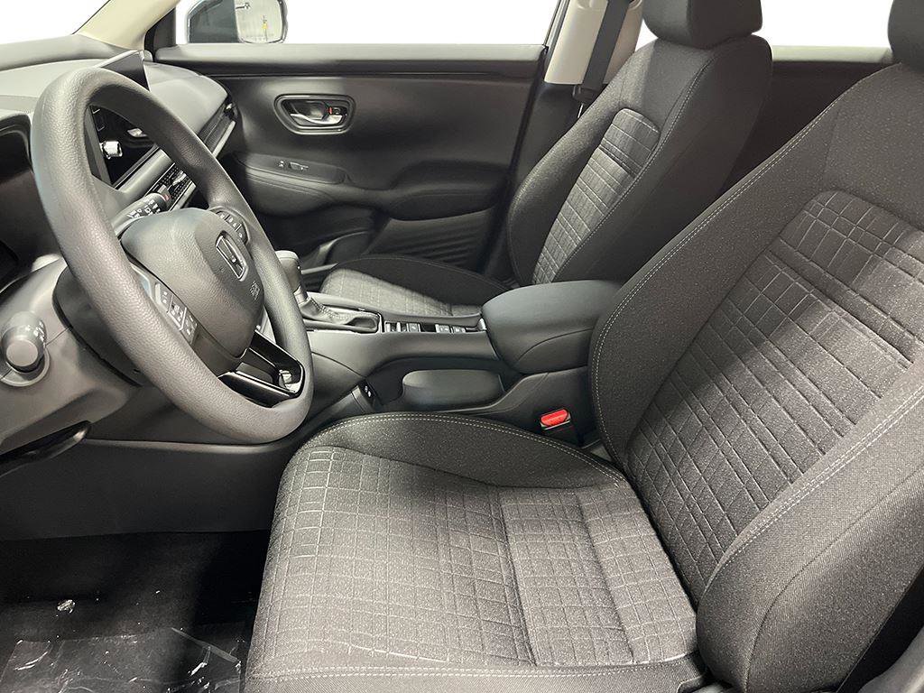 New 2026 Honda HR-V LX image 13
