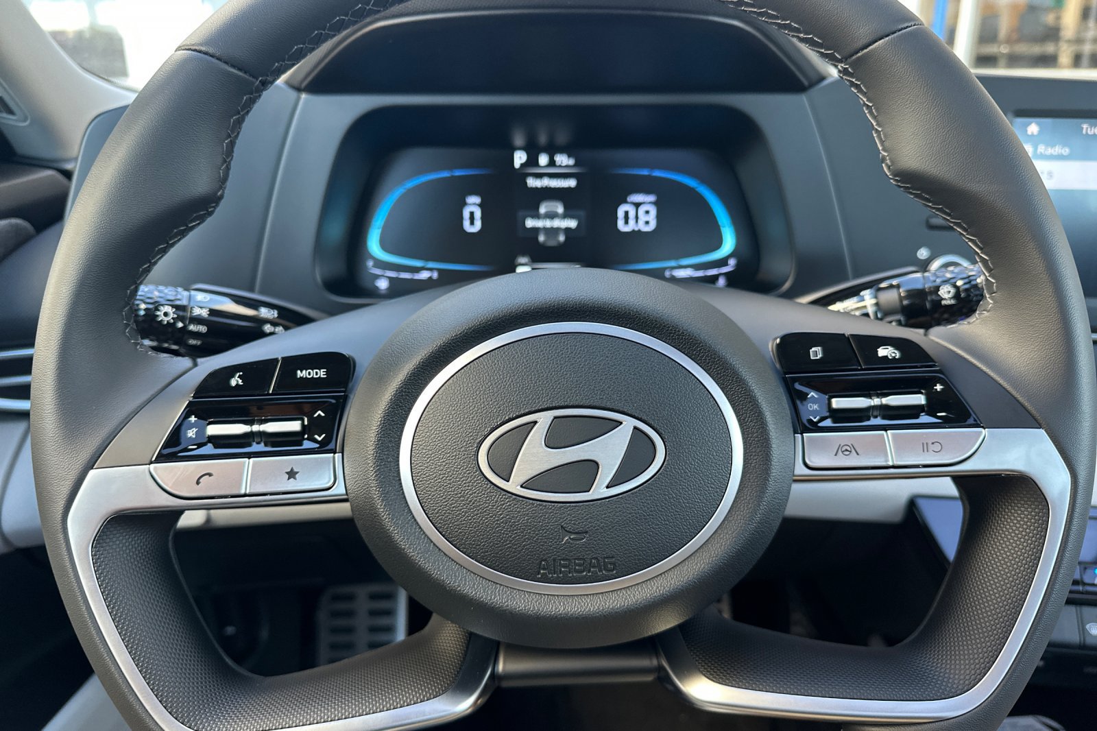 New 2026 Hyundai Elantra SEL Sport FWD image 20
