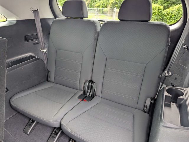 Used 2020 Kia Sorento FWD V6 image 9