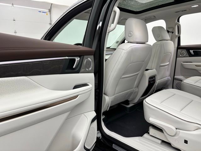 New 2026 Buick Enclave Avenir image 43