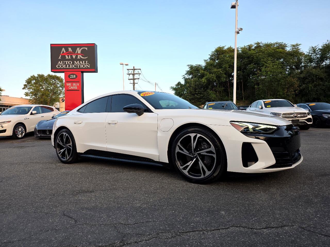 Used 2022 Audi e-tron GT Premium Plus w/ Performance Package image 21