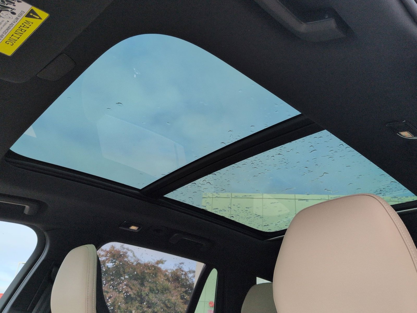 New 2026 Volvo XC90 B6 Plus w/ Protection Package Premier image 24