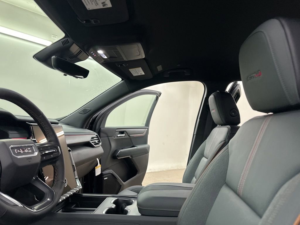 New 2026 GMC Acadia AT4 w/ Luxury Package image 29