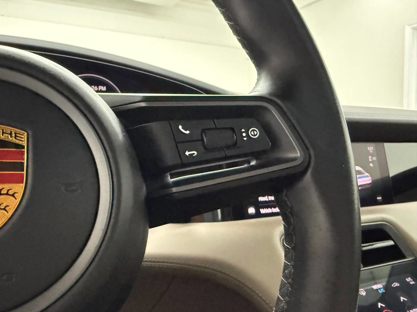 Used 2021 Porsche Taycan RWD image 30