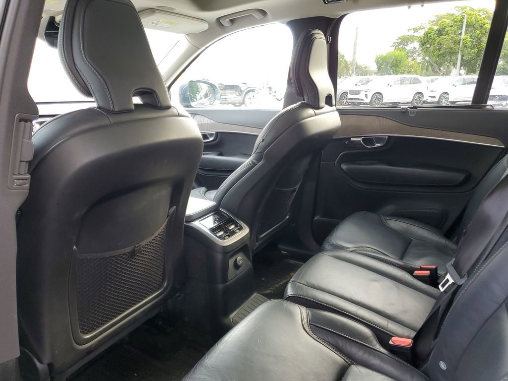 Certified 2022 Volvo XC90 T8 Inscription w/ Advanced Package image 11