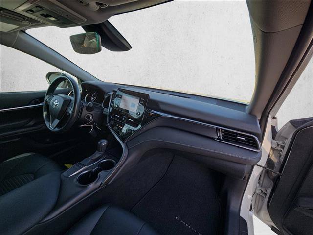 Used 2023 Toyota Camry SE FWD image 19