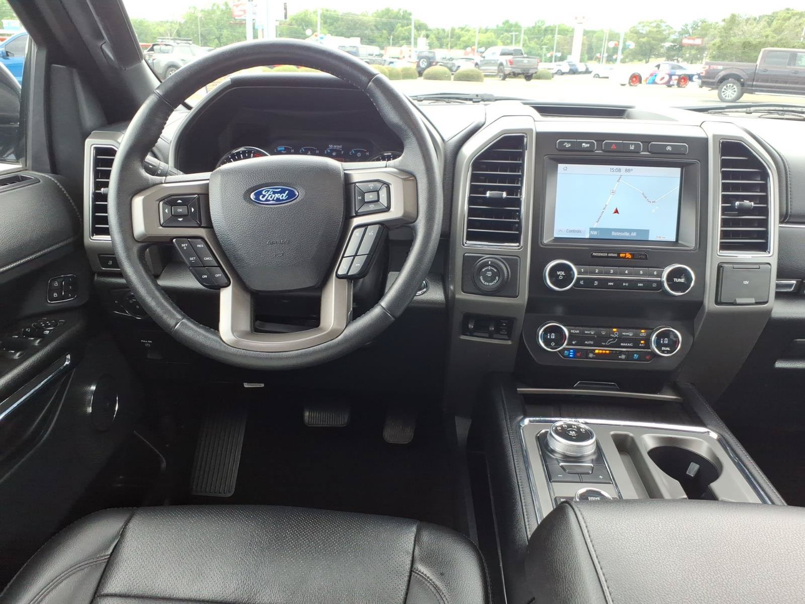 Used 2020 Ford Expedition Max XLT w/ Equipment Group 202A AWD/4WD image 13