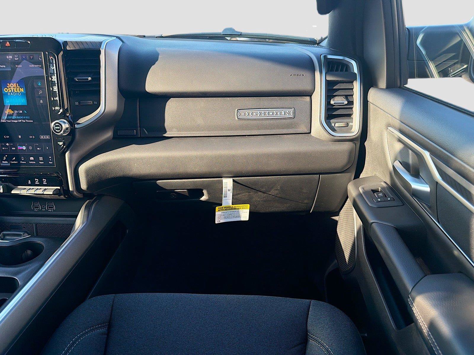 New 2026 RAM 1500 Big Horn AWD/4WD image 17