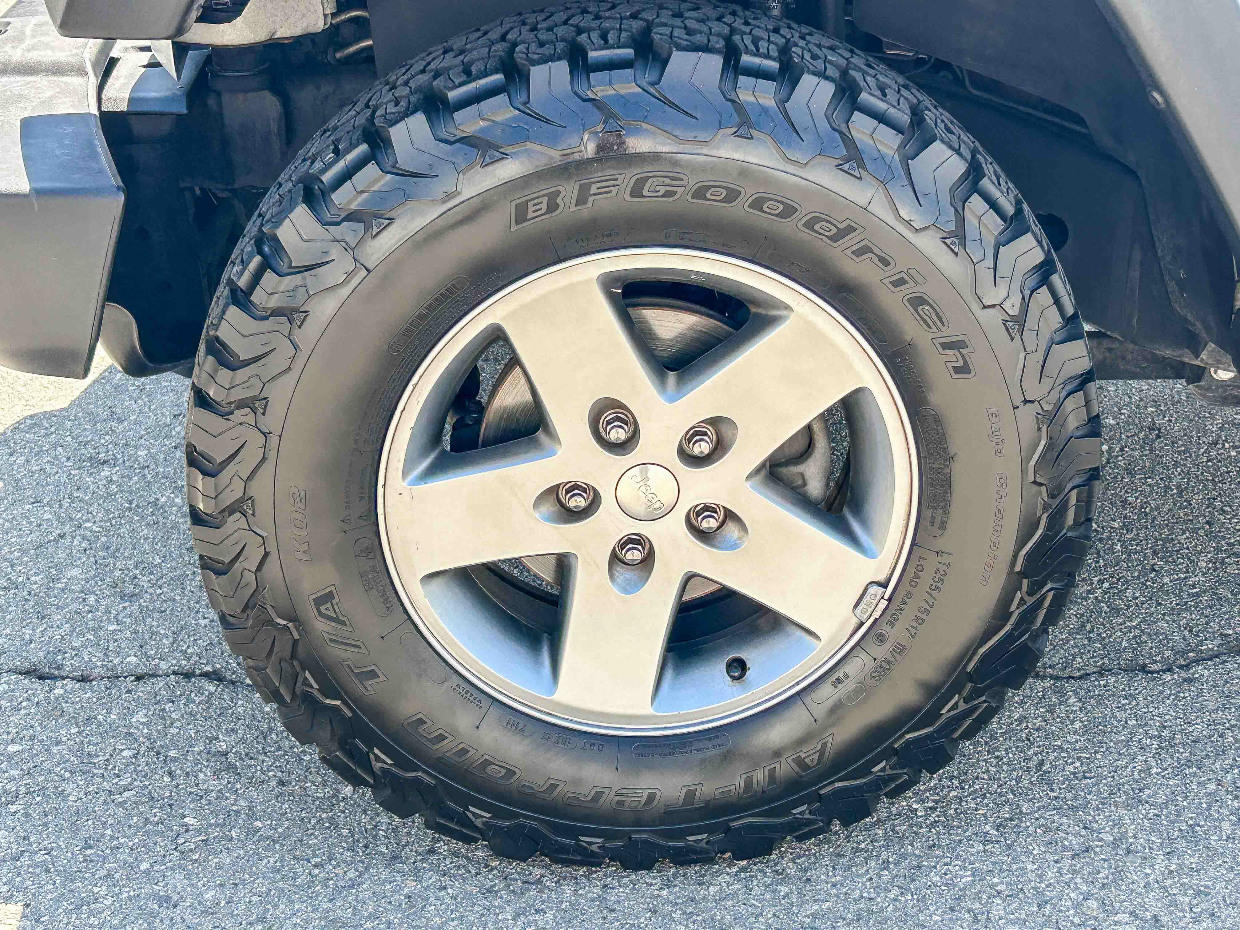 Used 2012 Jeep Wrangler Rubicon w/ PWR Convenience Group AWD/4WD image 9