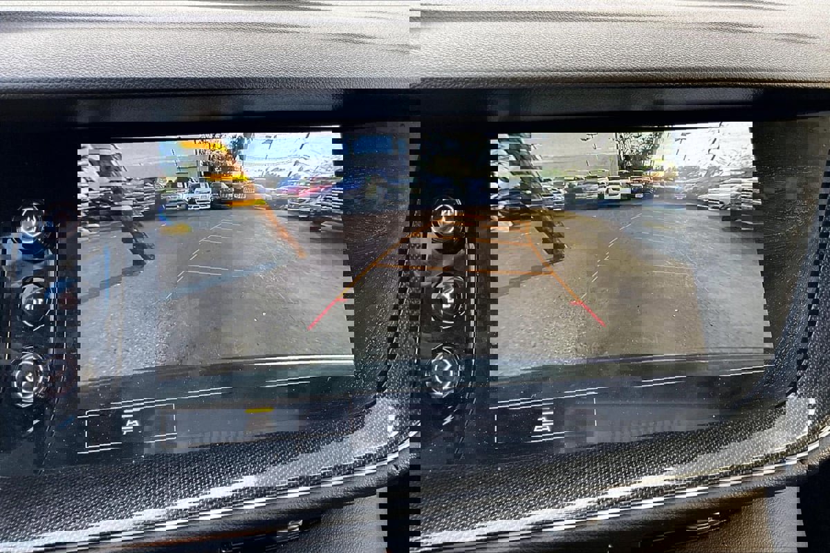 Used 2022 Buick Envision Preferred image 21