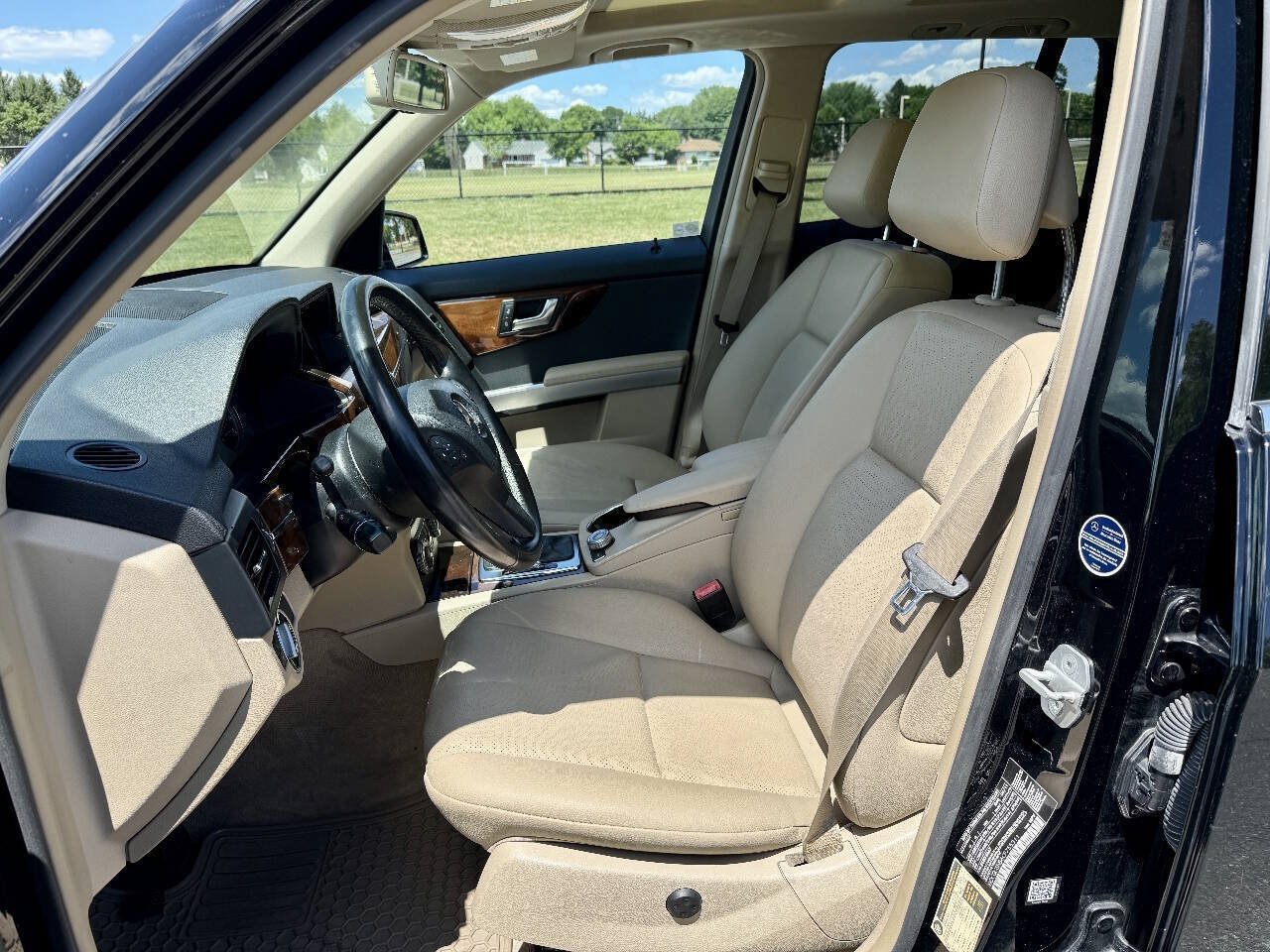 Used 2012 Mercedes-Benz GLK 350 4MATIC image 11